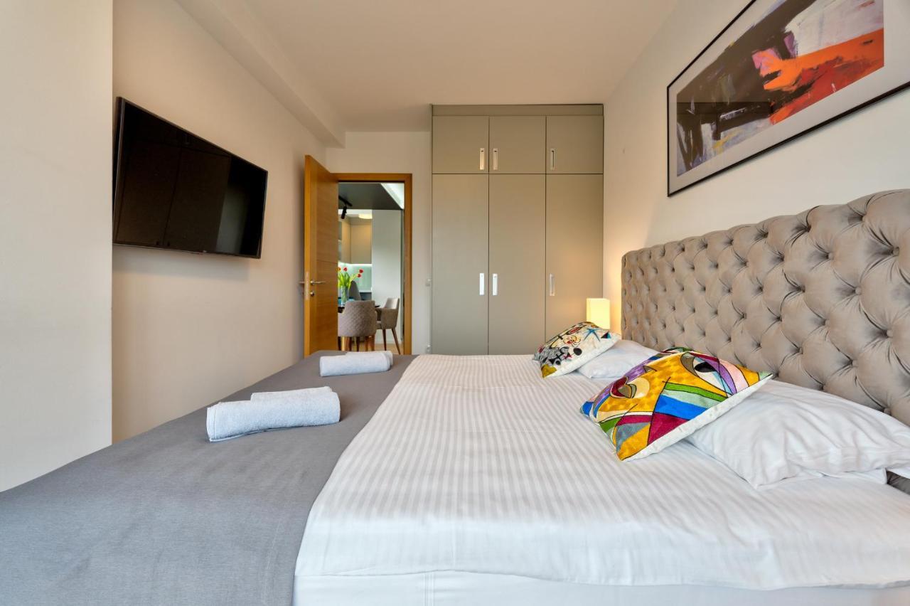 Gondola View Apartment *